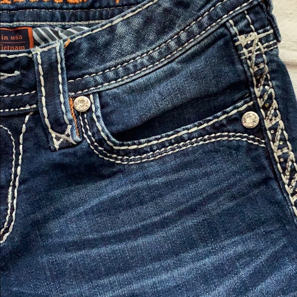 Jeans - Picture 11 of 12